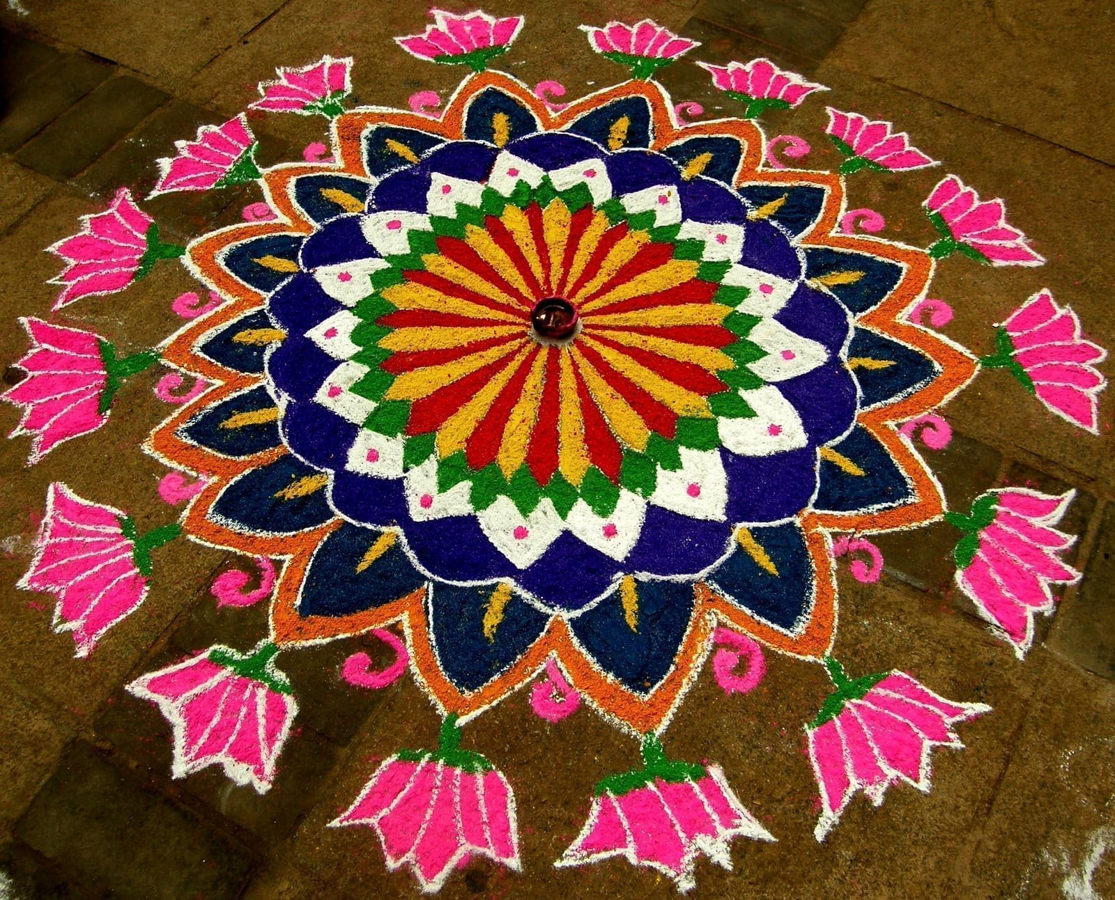 Kolam Achu Round