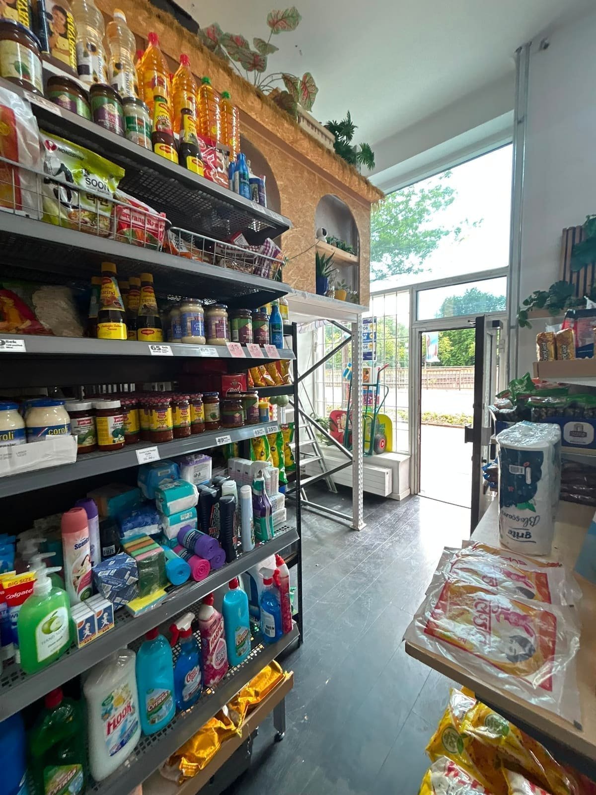 PCS Livs & kiosk store photo 3