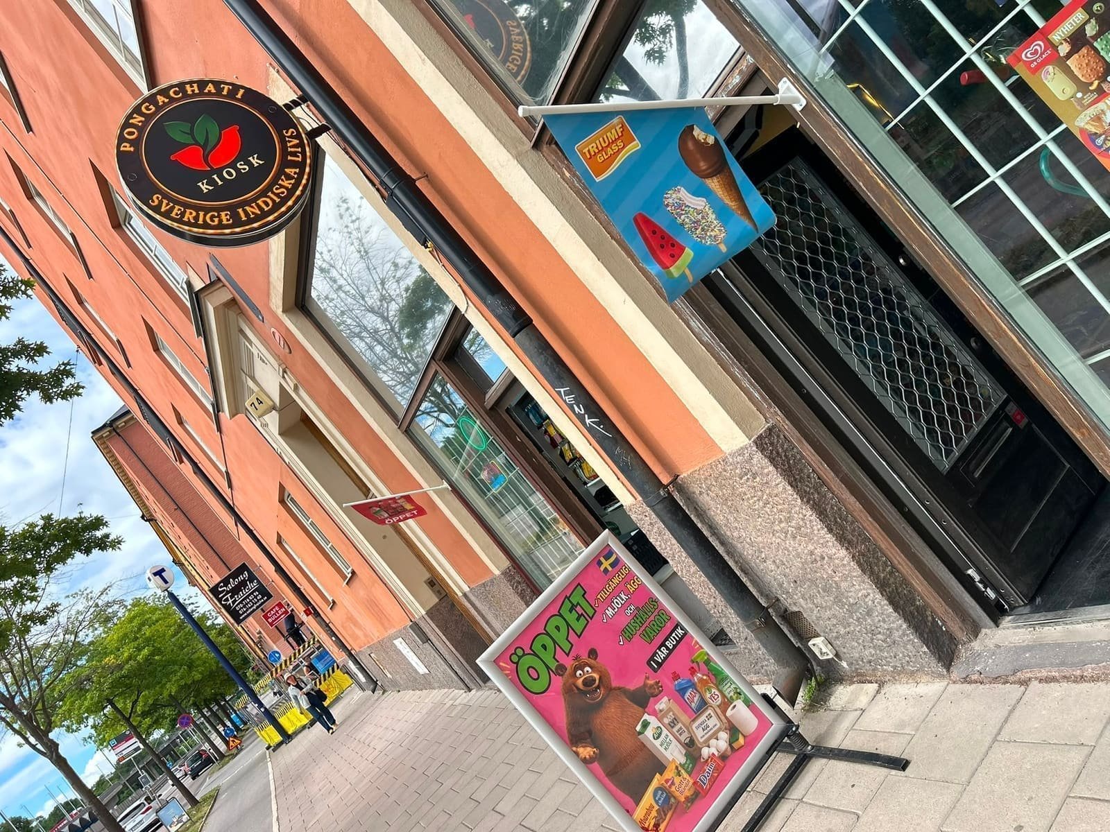 PCS Livs & kiosk store photo 9
